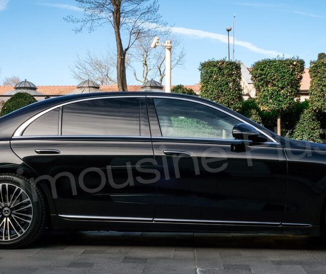 Mercedes S-Class Sedan Side View - Luxury Transfer Istanbul
