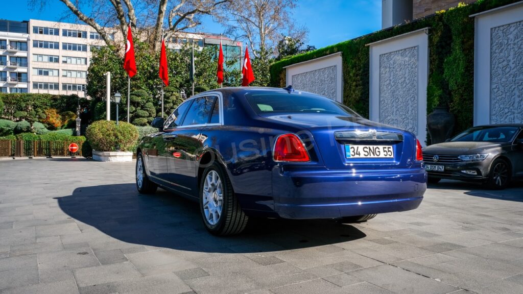 Rolls-Royce Luxury Car - VIP Transfer in Istanbul