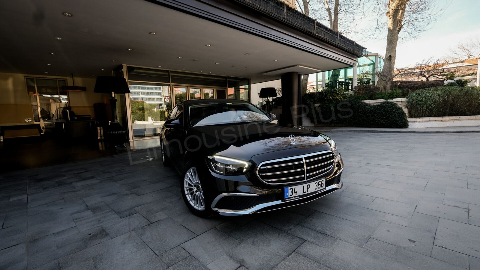 the bosphorus vip transfer,limousine plus