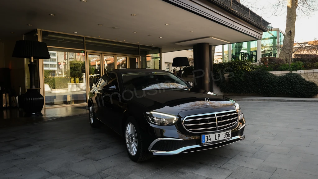 Travel Plus Limousines