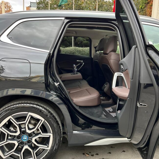 Vip Executive Chauffeured Limousine Services