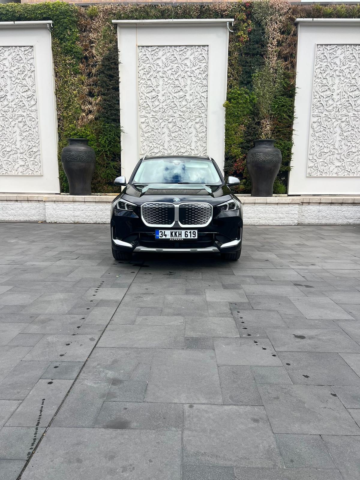 Airport Catering Event Limousine Planning Shuttle