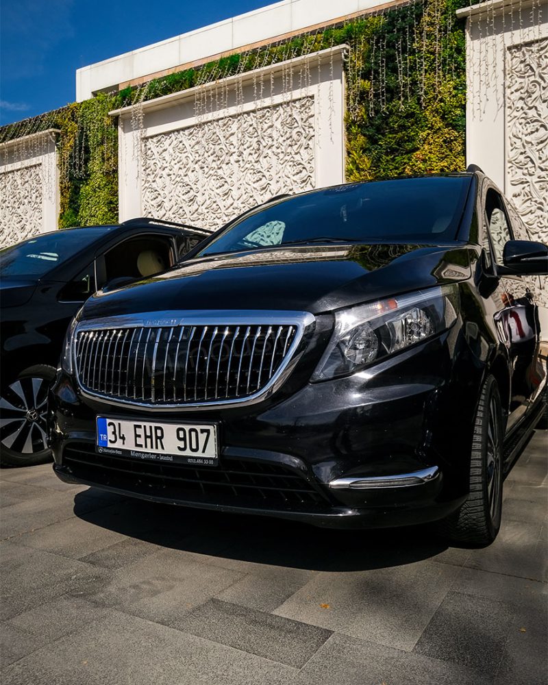 Mercedes Vito Minivan - VIP Transfer