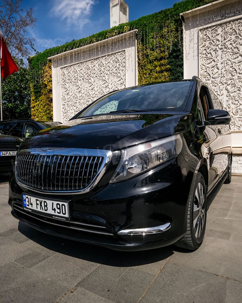 Luxury Black Mercedes Vito VIP Minivan Exterior